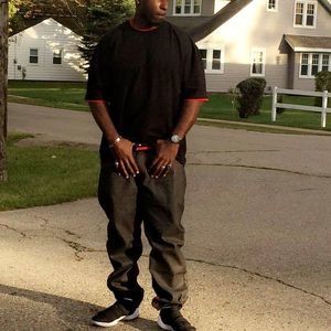 Meet your Posher, Jonathan